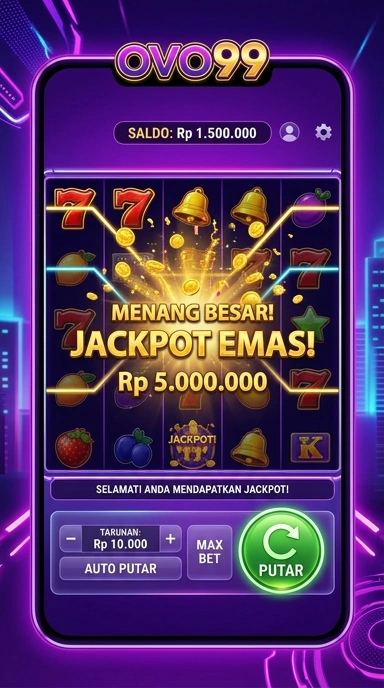 Pengguna sedang menjelajahi katalog aplikasi di ovo99.